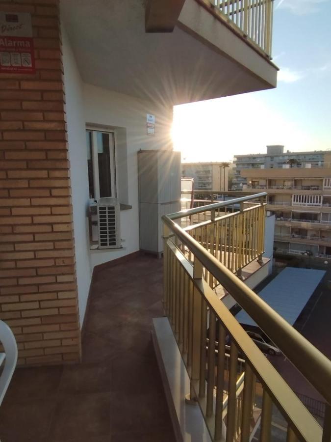 Seafront Apartment Pineda Beach La Pineda Luaran gambar